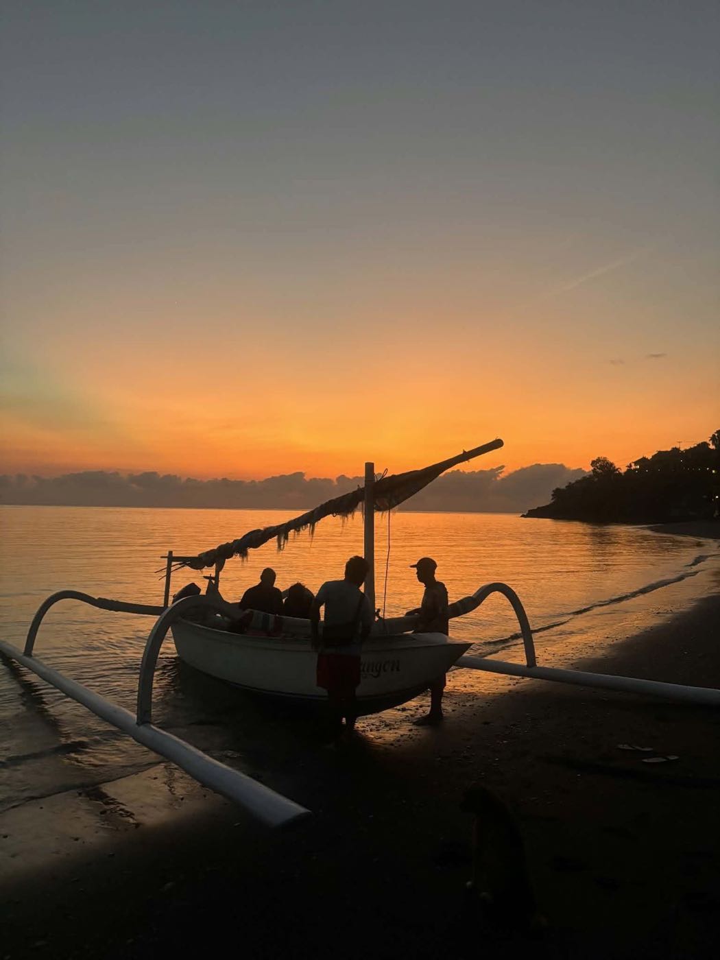 Sunrise sail on a jukung
